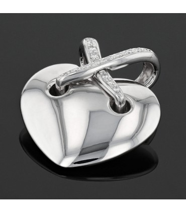 Chaumet Liens diamonds and gold pendant