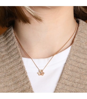 Van Cleef & Arpels Frivole diamonds and gold necklace