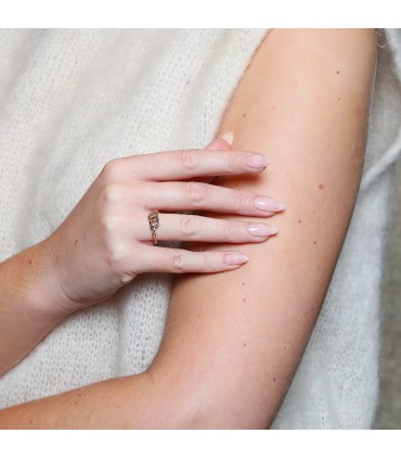 Dinh Van Menottes R7 gold ring
