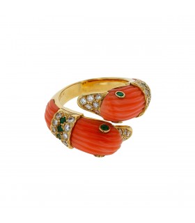 Van Cleef & Arpels coral, diamonds, emeralds and gold ring