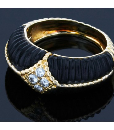 Van Cleef & Arpels onyx, diamonds and gold ring
