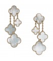 Boucles d’oreilles Van Cleef & Arpels Magic Alhambra