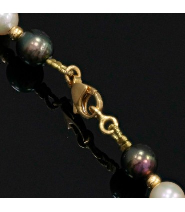 Cultured pearls and gold necklace