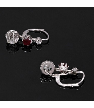 Boucles d’oreilles or, diamants et rubis