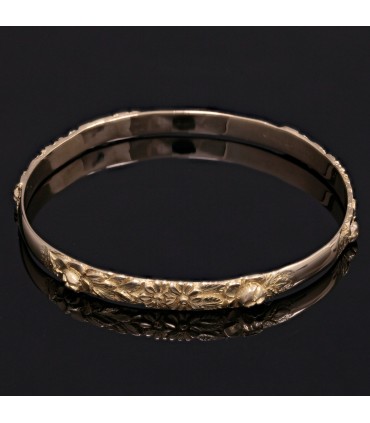 Gold bracelet