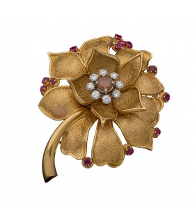 Rubies, diamonds and gold brooch