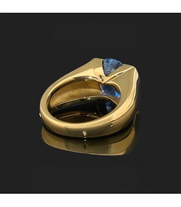 Boucheron ring