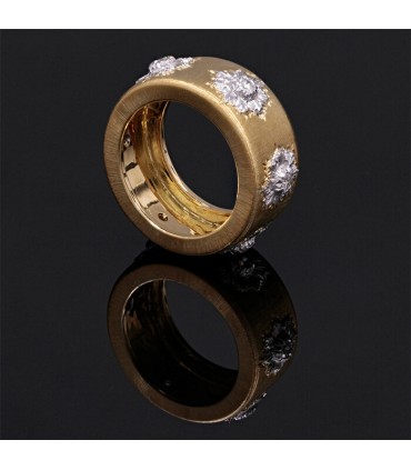 Diamonds and gold ring