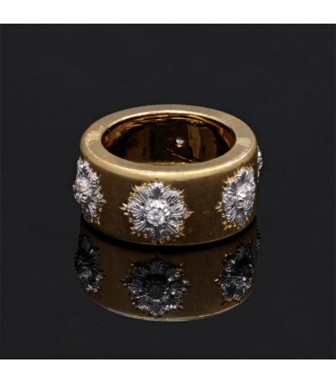 Diamonds and gold ring