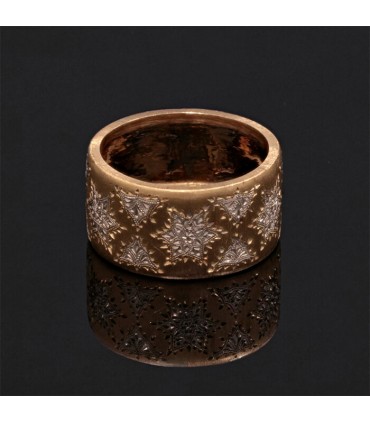 Gold ring