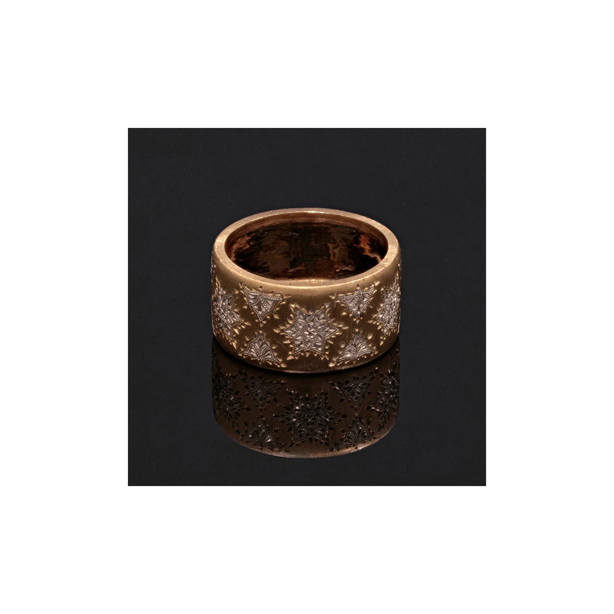Bague or cisel