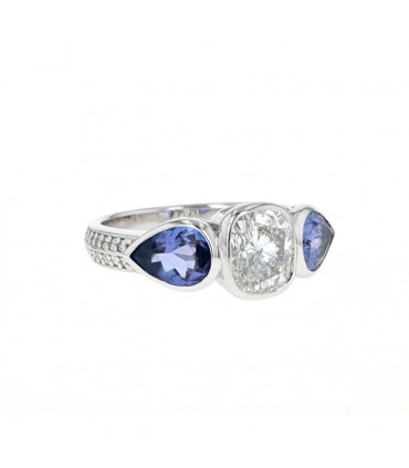 Tanzanite, diamonds and gold ring