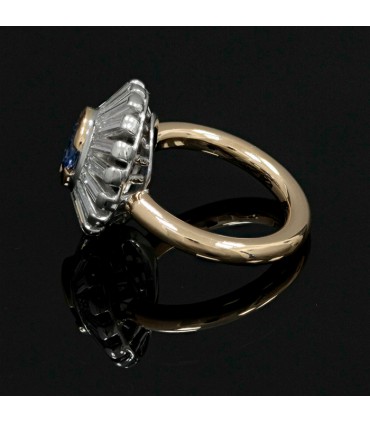 Sapphire, diamonds and gold ring