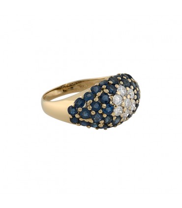 Sapphires, diamonds and gold ring