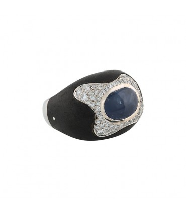 Sapphire, diamonds, gold and wood ring