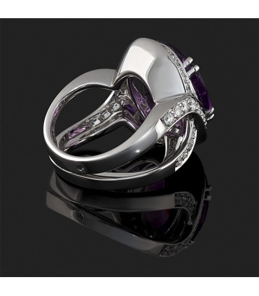 Arfan diamonds, amethyst and gold ring