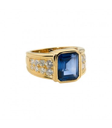 Blue stone, diamonds and gold ring