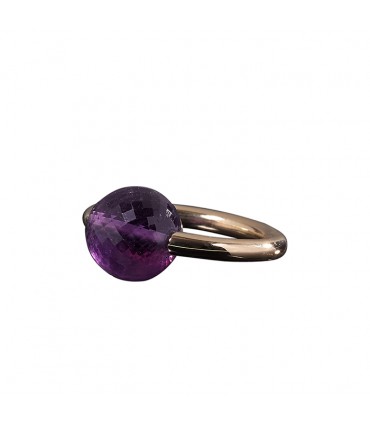 Amethyst and gold ring