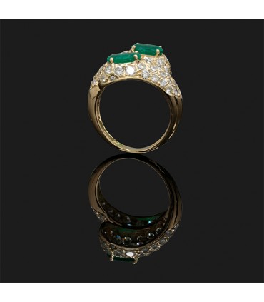 Diamonds, emeralds and gold ring