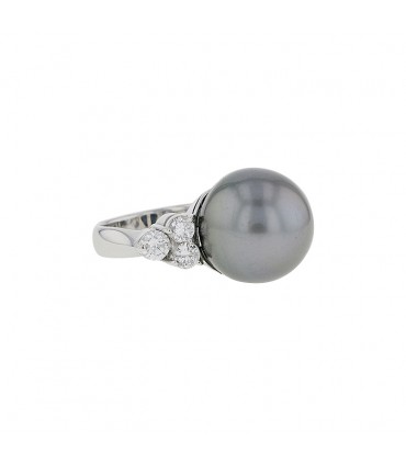 Diamonds, cultured pearl and gold ring