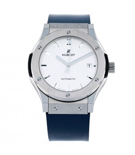 Montre Hublot Classic Fusion titanium watch