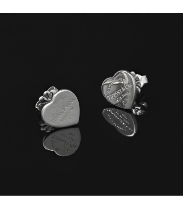 Tiffany & Co. Return to Tiffany silver earrings