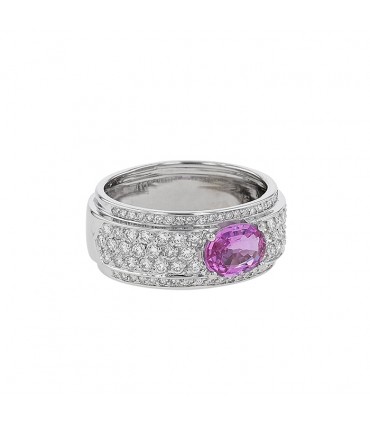 Diamonds, pink sapphire and gold ring
