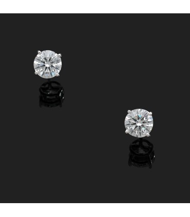 Boucles d’oreilles or et diamants - Certificat GIA 0,91 ct E VS2 / 0,92 ct G VS1