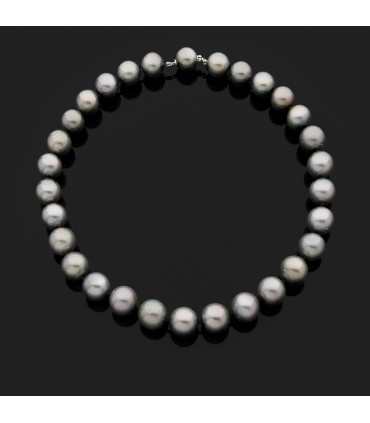 Tahitian cultured pearl necklace