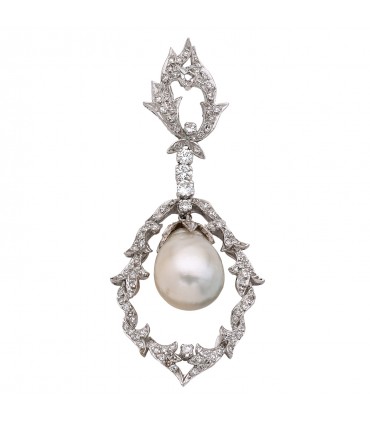 Curltured pearl, diamonds and gold pendant