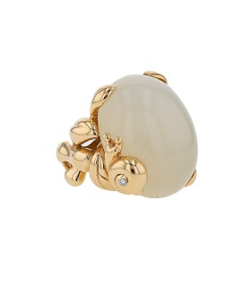 Dior Gourmande Escargot, diamonds, moon stone and gold ring