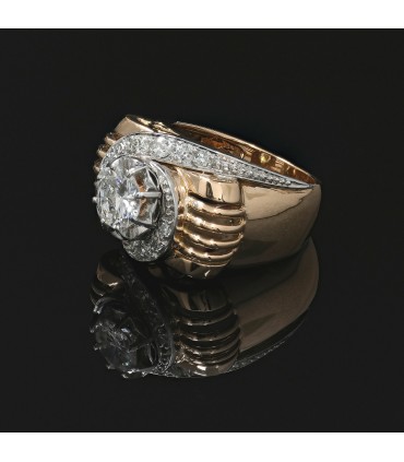 Diamonds, gold and platinum ring