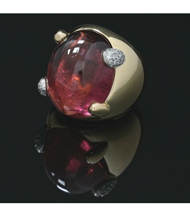 Diamonds, tourmaline and gold ring