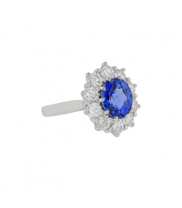 Diamonds, sapphire and gold ring