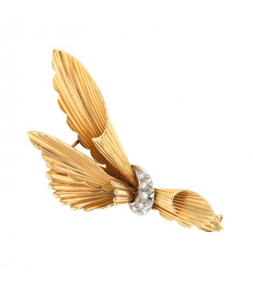 Diamonds, gold and platinum brooch