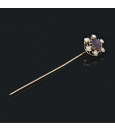 Amethyst, cultured pearls, enamel and gold pin