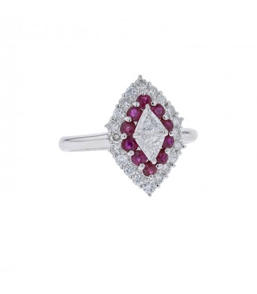 Bague Marquise platine, diamants et rubis