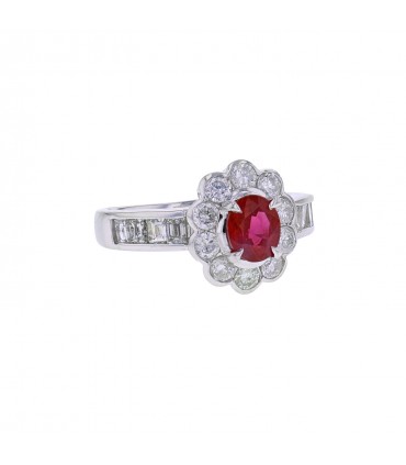 Bague platine, rubis et diamants