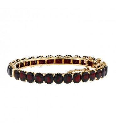 Garnets and gold bracelet