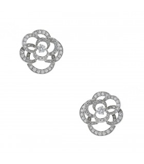 Boucles d’oreilles Chanel Camélia