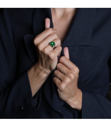 Bague or, jade et diamants