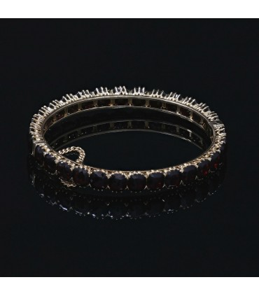 Garnets and gold bracelet