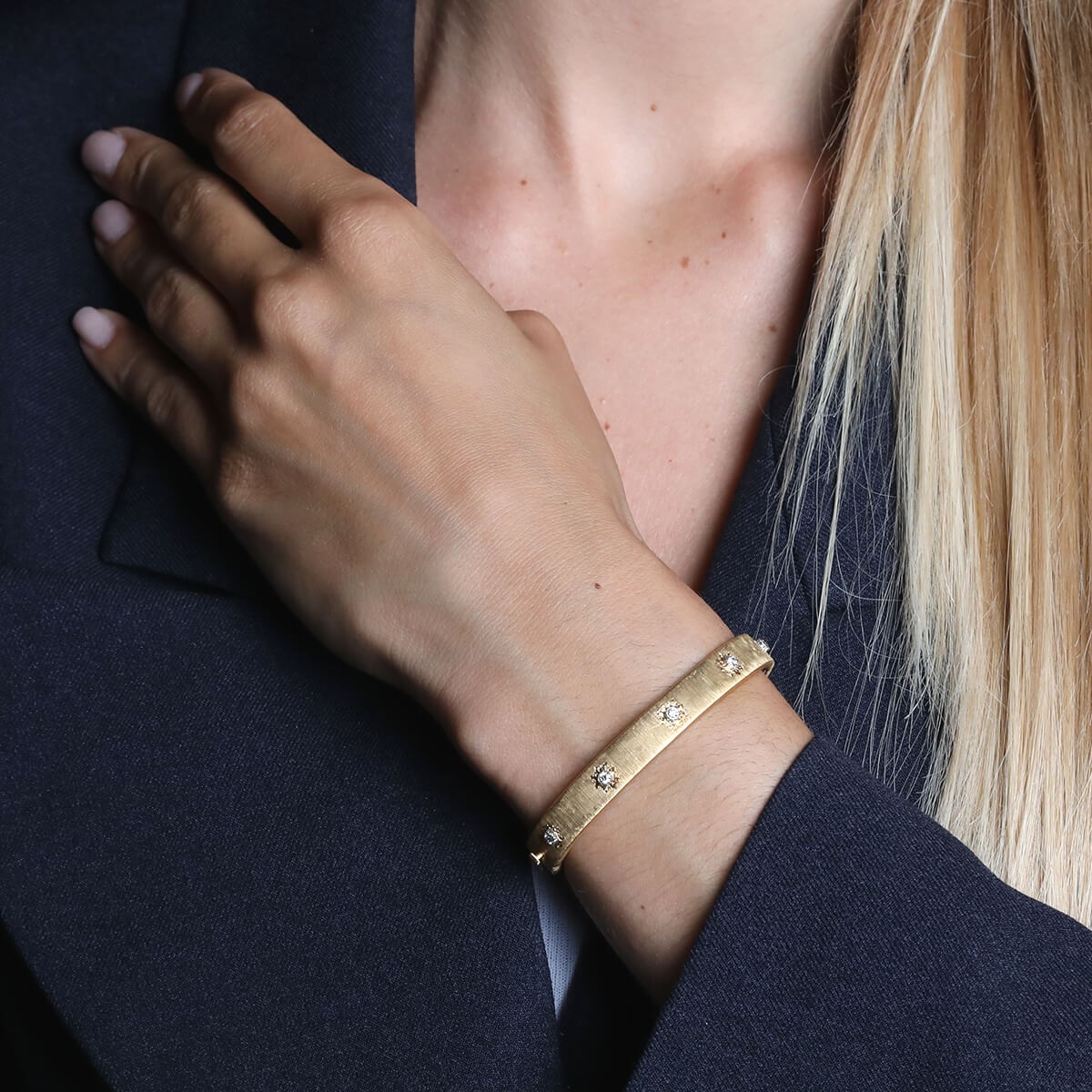 Macri classica clearance bangle bracelet