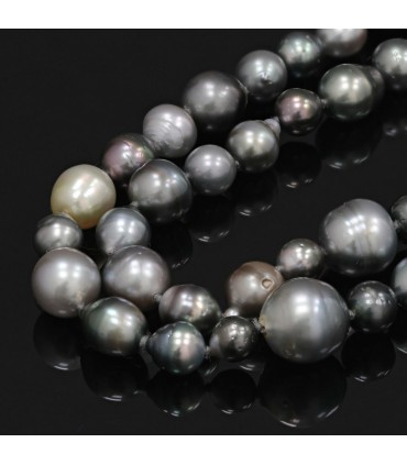 Cultured pearl necklace