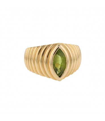 A & A Turner gold and peridot ring