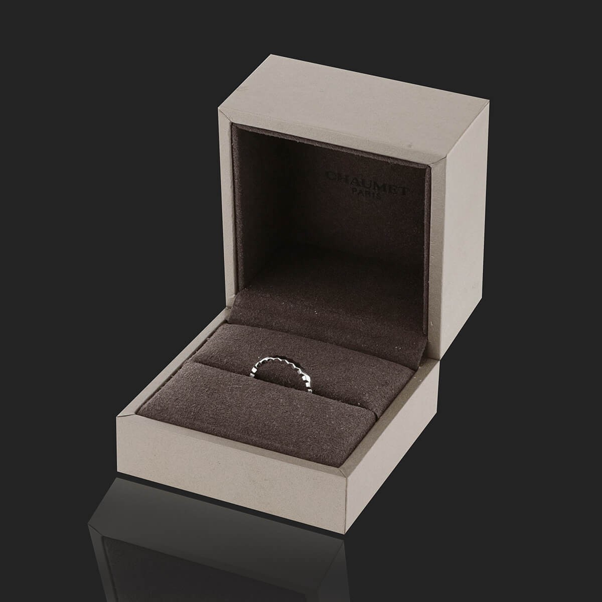 Chaumet Bee My Love gold ring