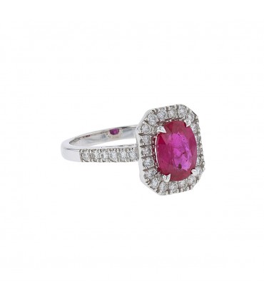 Ruby, diamonds and gold ring