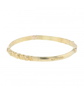 Gold bracelet