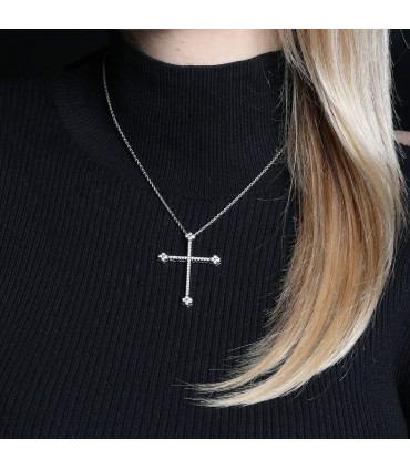 Collier croix or et diamants