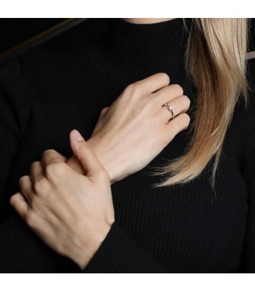 Cartier 1895 diamond and platinum ring